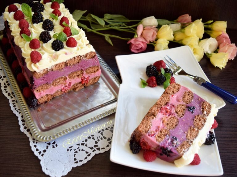 Tort cu mure și zmeură