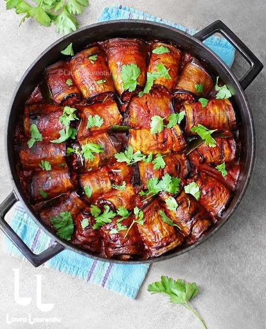 Ingrediente necesare pentru rulouri de vinete cu carne