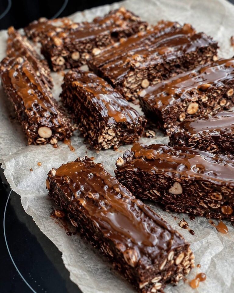 Ce se întâmplă când ai un baton cu ciocolată și banană caramelizată? Este mai bun decât sună.