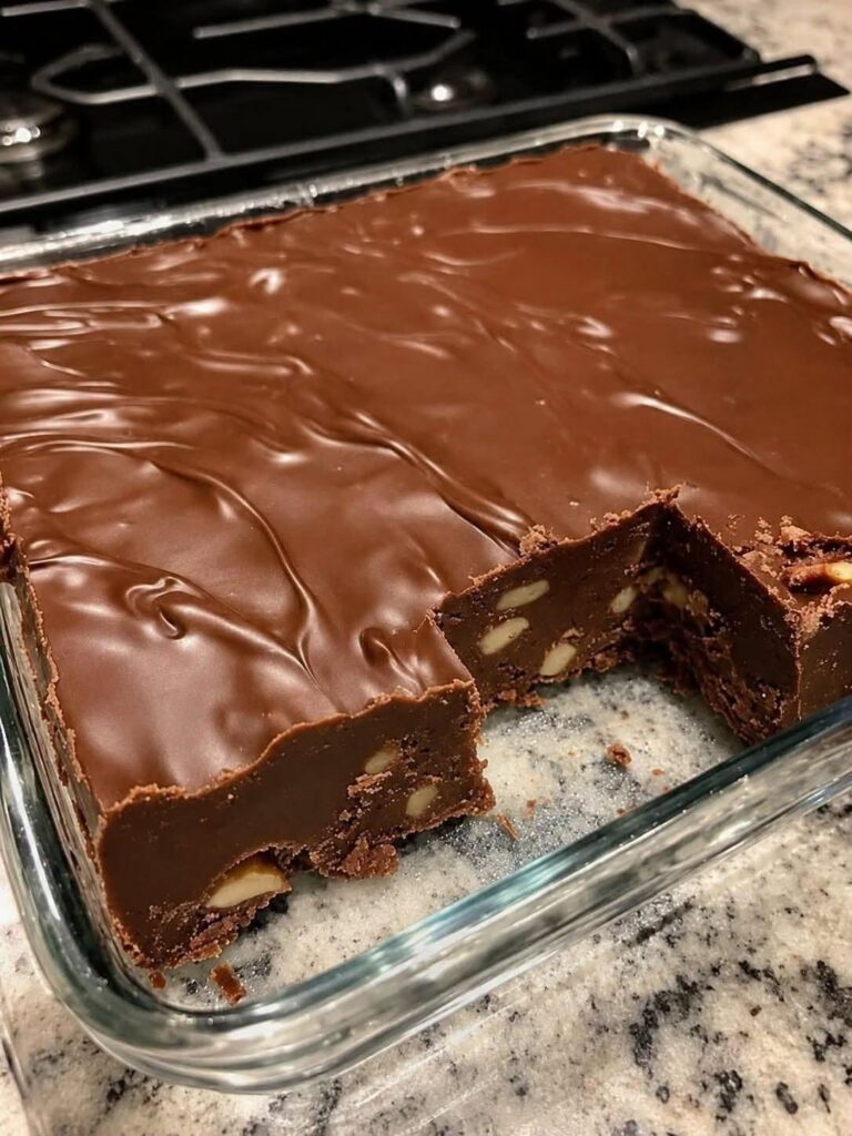 Fudge de 5 minute de la Paula Deen (bogat, cremos și infailibil)