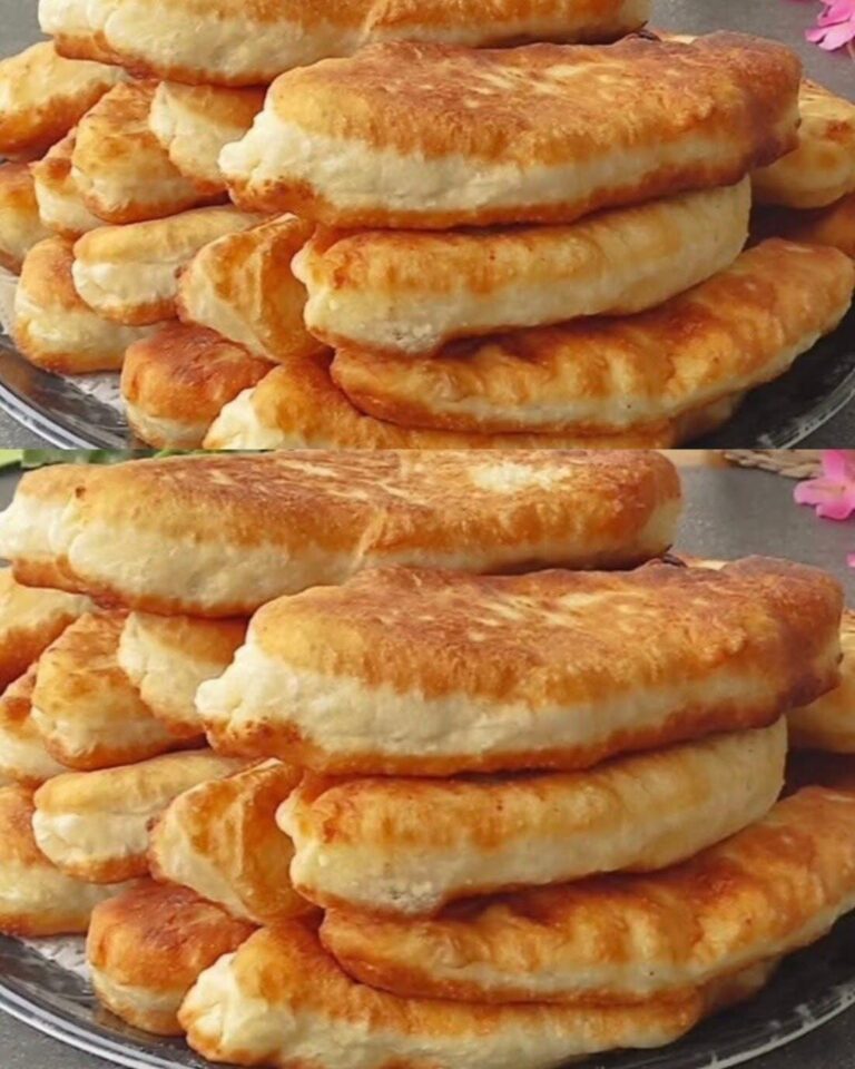 Gogoși pufoase cu brânză – le mâncăm imediat cât sunt calde