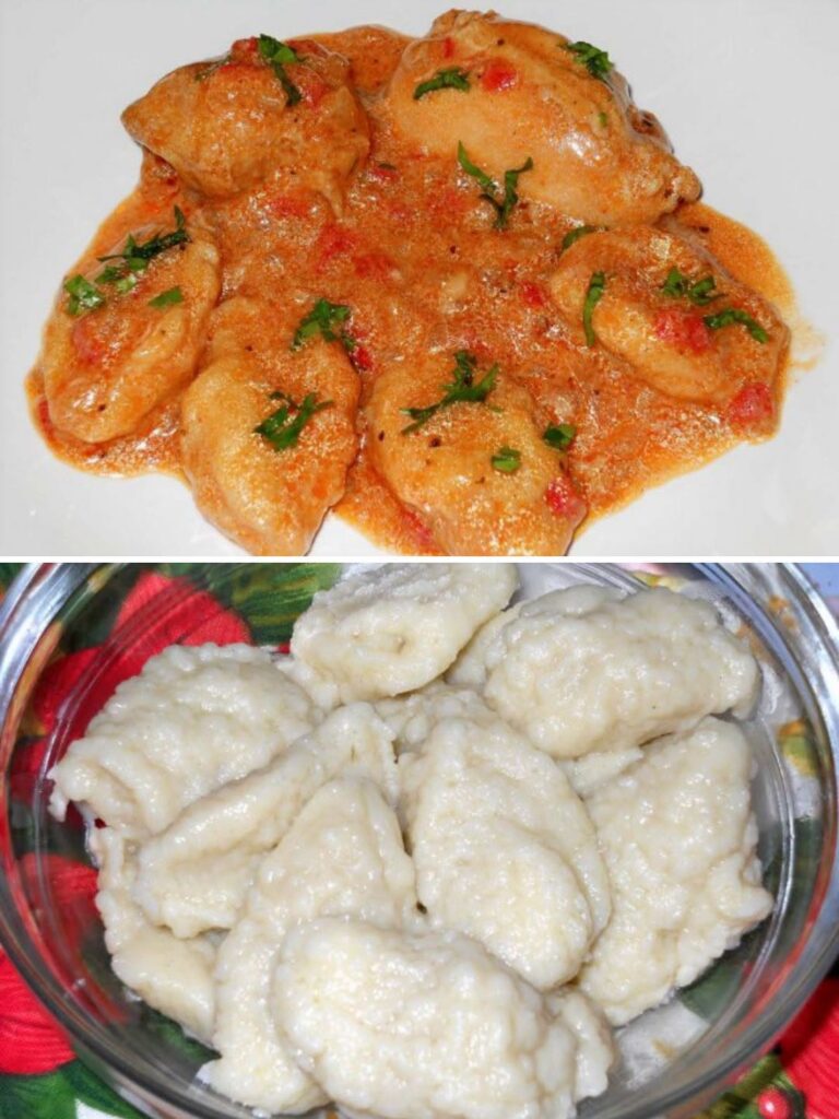 Papricas de pui smantana si galuste de faina
